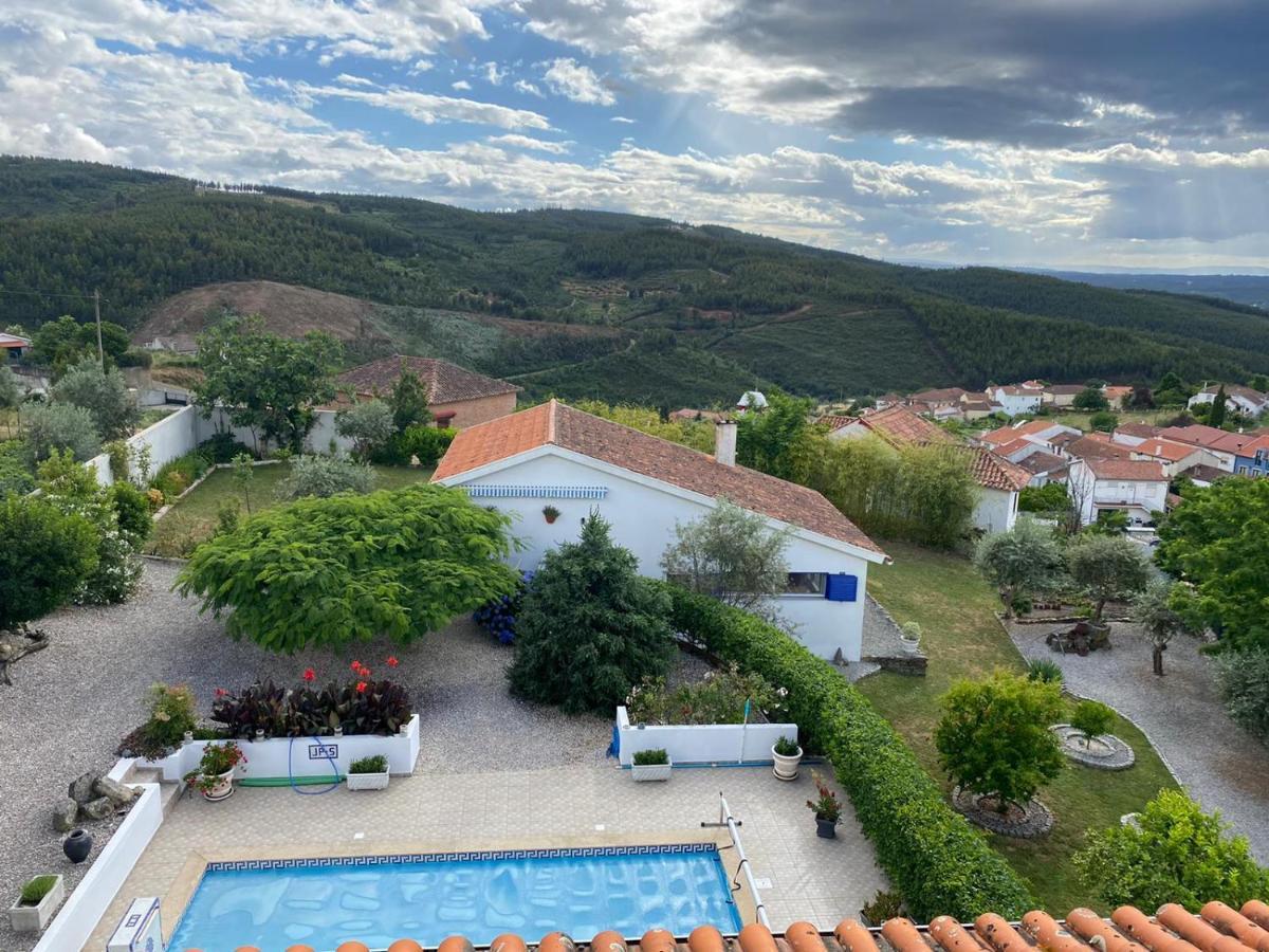 A Casa Francesa Villa Anceriz Bagian luar foto